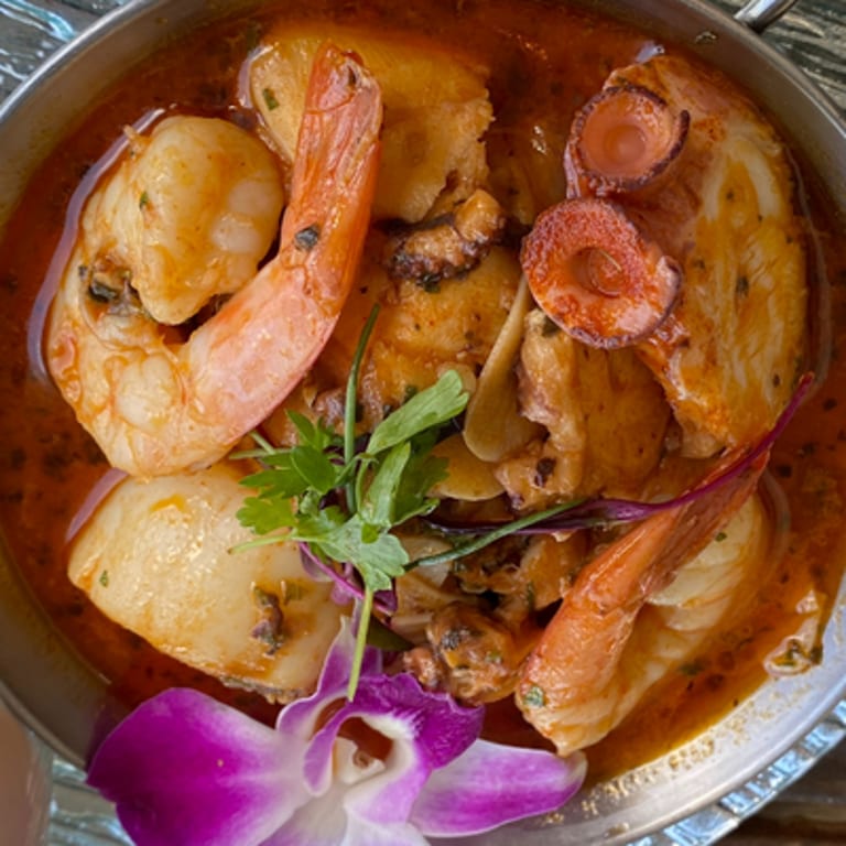 Fresh Seafood Delights: From the Ocean to Your Plate