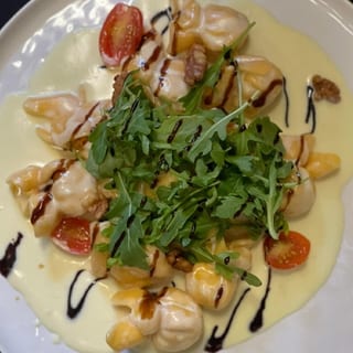 FIOCCHETTI DI PERA & GORGONZOLA CHEESE